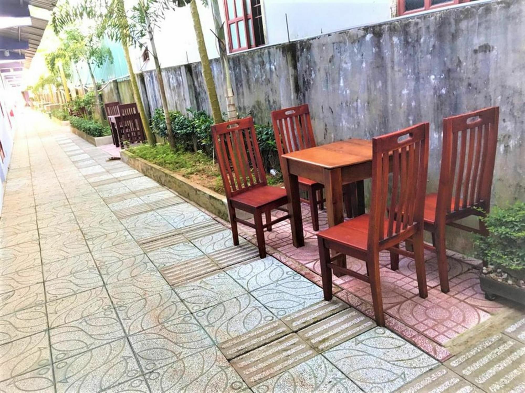 Ha Phat Hotel Duong Dong  Buitenkant foto